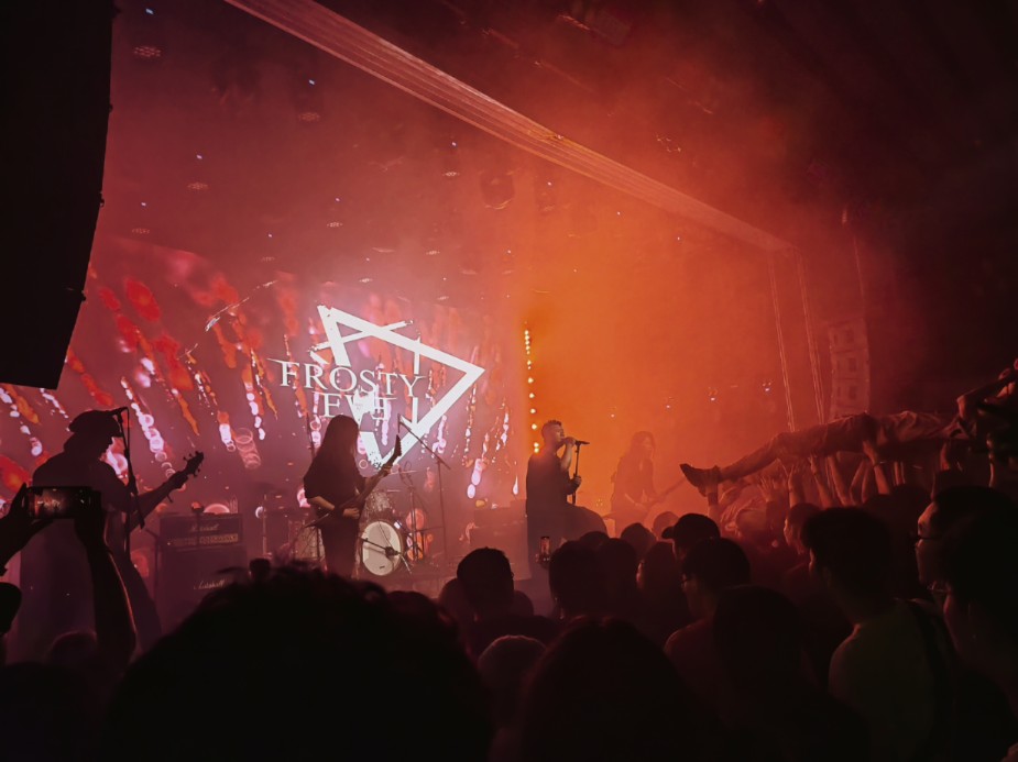 3.30】霜冻前夜乐队《孤翎》330金属音乐节之龙啸京城61北京