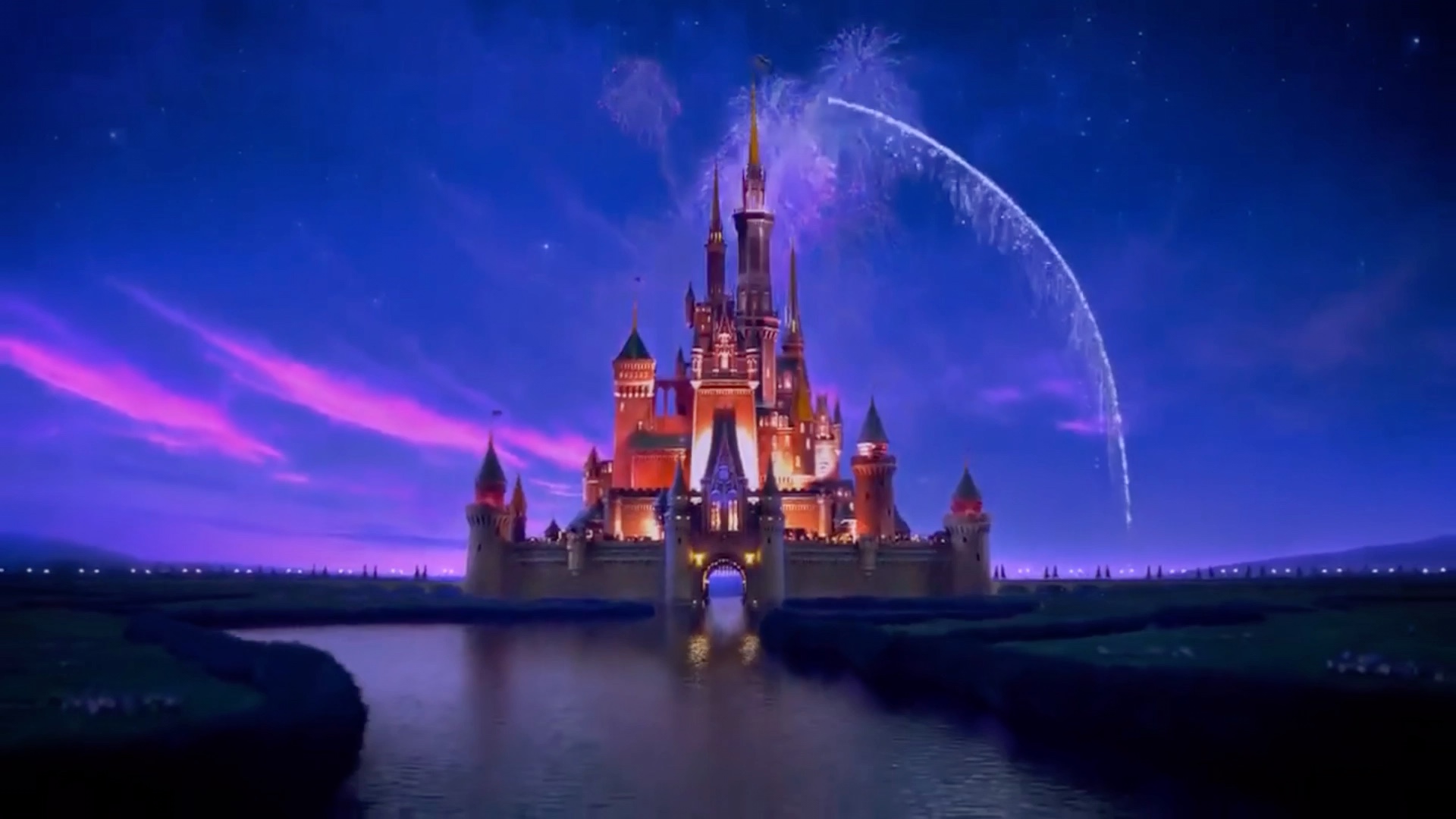 迪士尼电影开头城堡图片