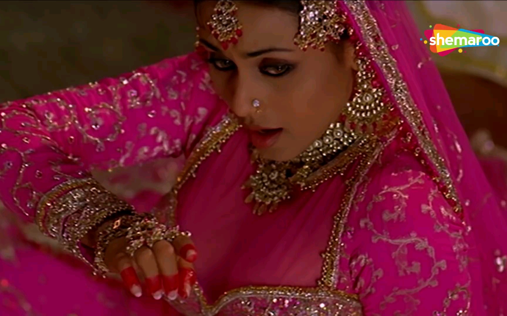 [图]Main Vari Vari | Mangal Pandey: The Rising Song| Rani Mukherjee