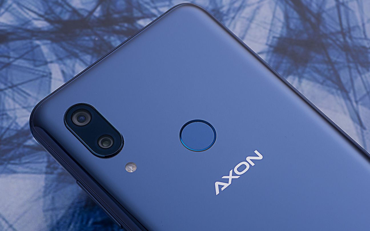 复活后的首款旗舰 中兴Axon9 Pro开箱哔哩哔哩bilibili