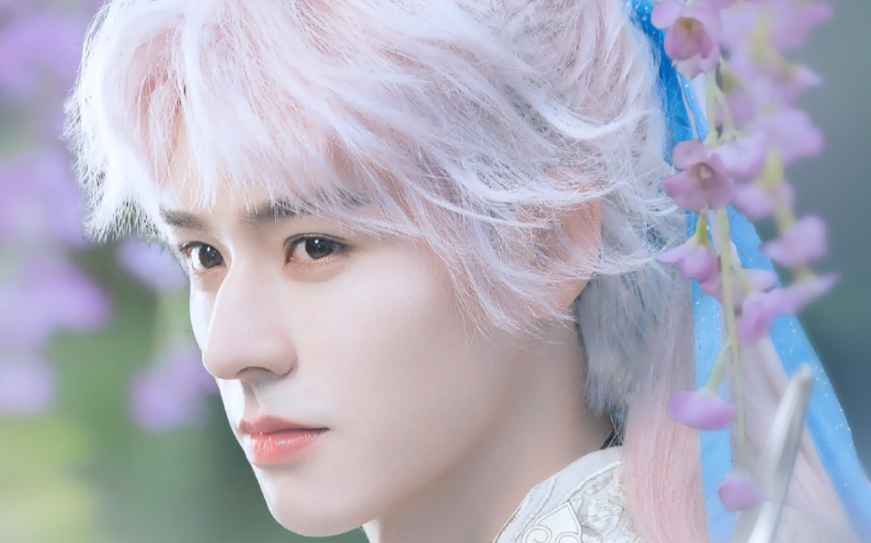 龚俊白发这才是神你到底还有多少惊喜