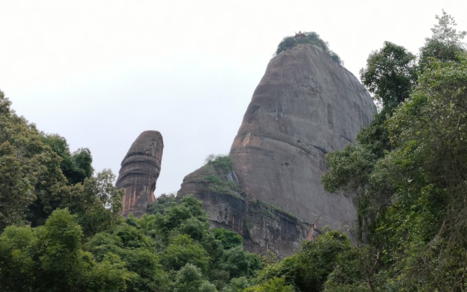 丹霞山阳元山石图片