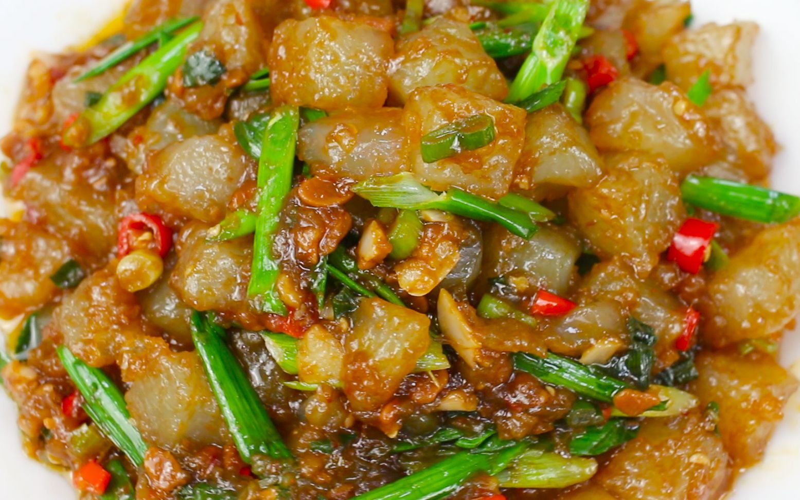 煎凉粉看似简单,其实也有窍门,这么做细腻爽滑q弹,家乡的味道_哔哩