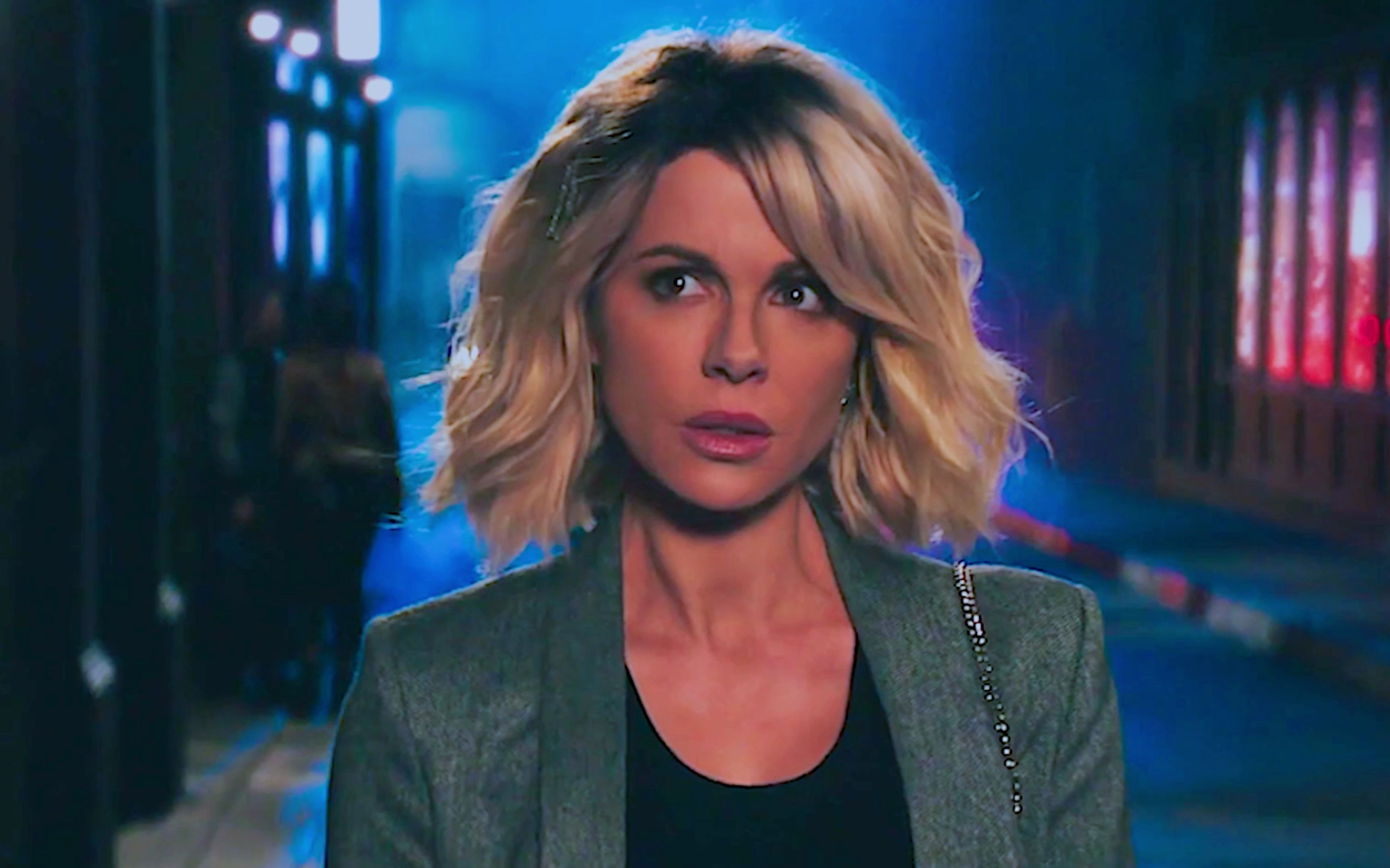 漂亮风趣的女人有一个痛苦的秘密?2021-07-23上映动作片《警醒》