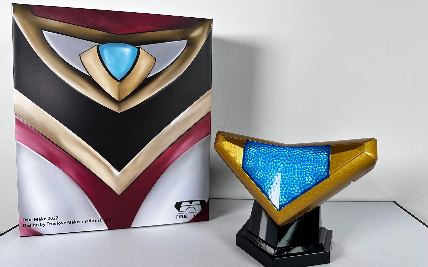 【随便玩】分量十足,音质清楚——true make 盖亚奥特曼 蓝宝锥