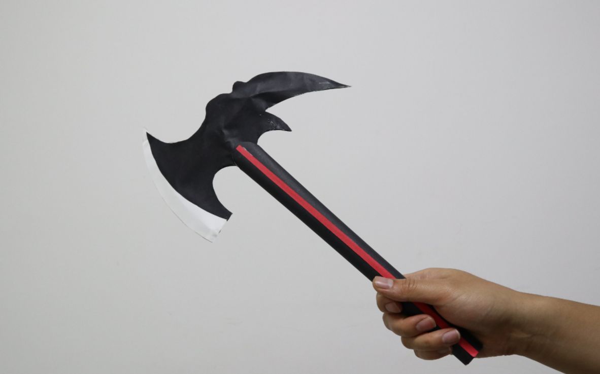 手把手教你做一个帅气的战斧,砍柴打怪两不误,手工折纸视频