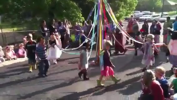 [图]五月花柱舞蹈 Maypole Dance (Cincinnati Waldorf School)