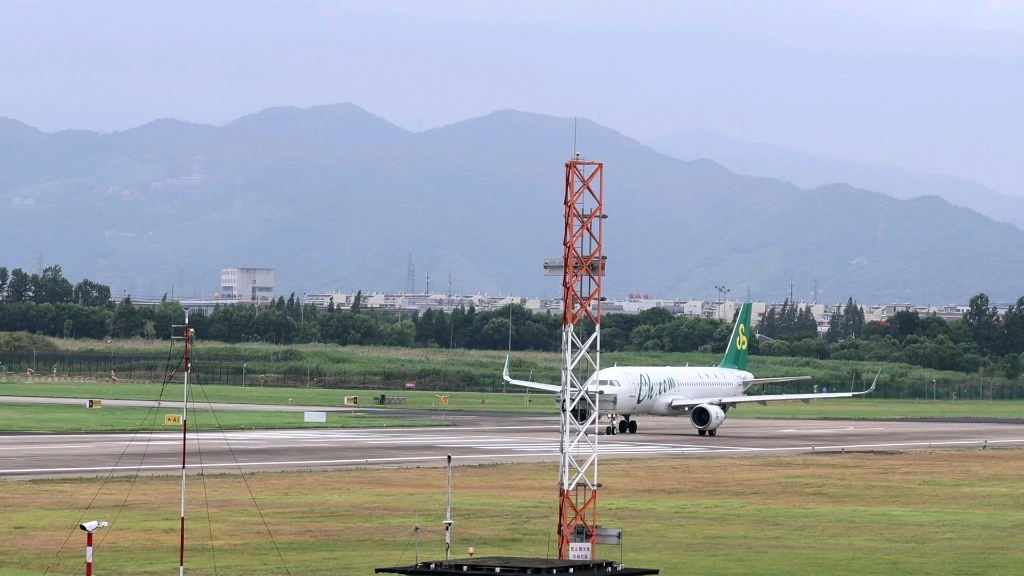 春秋航空a320起飞