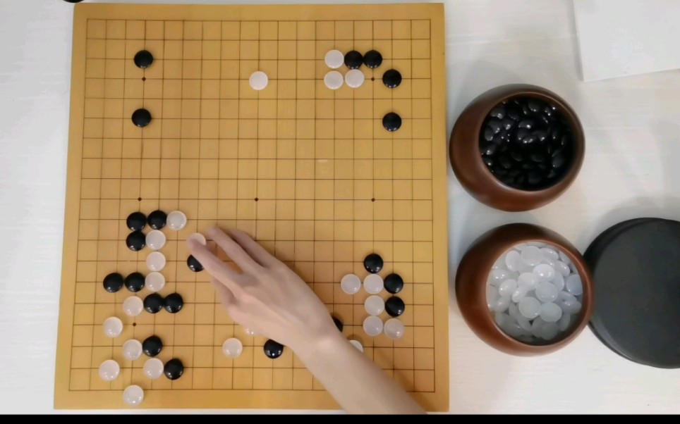 芈昱廷VS辜梓豪:芈昱廷诠释围棋的暴力美学