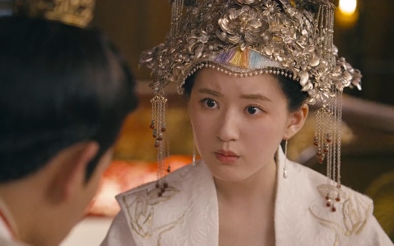 传闻中的陈芊芊-大婚名场面