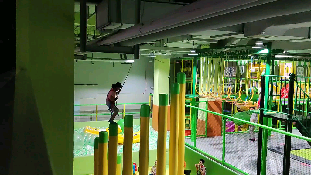 开学新look#蹦蹦床梅花桩7115