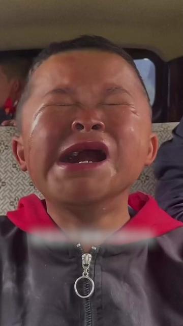 后来啊 范小勤不但长高变帅了 还学会了rap