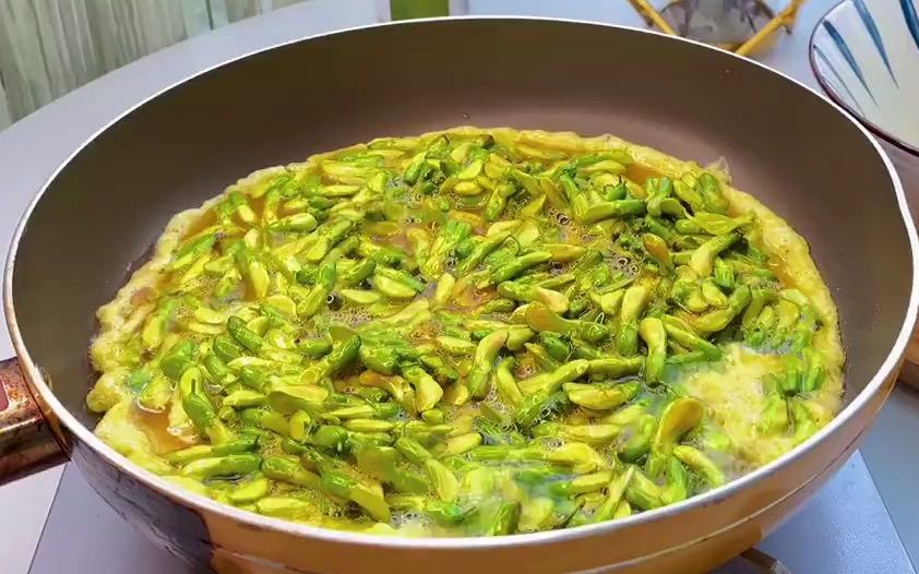 【云南美食】云南春天特色菜 | 金雀花煎蛋
