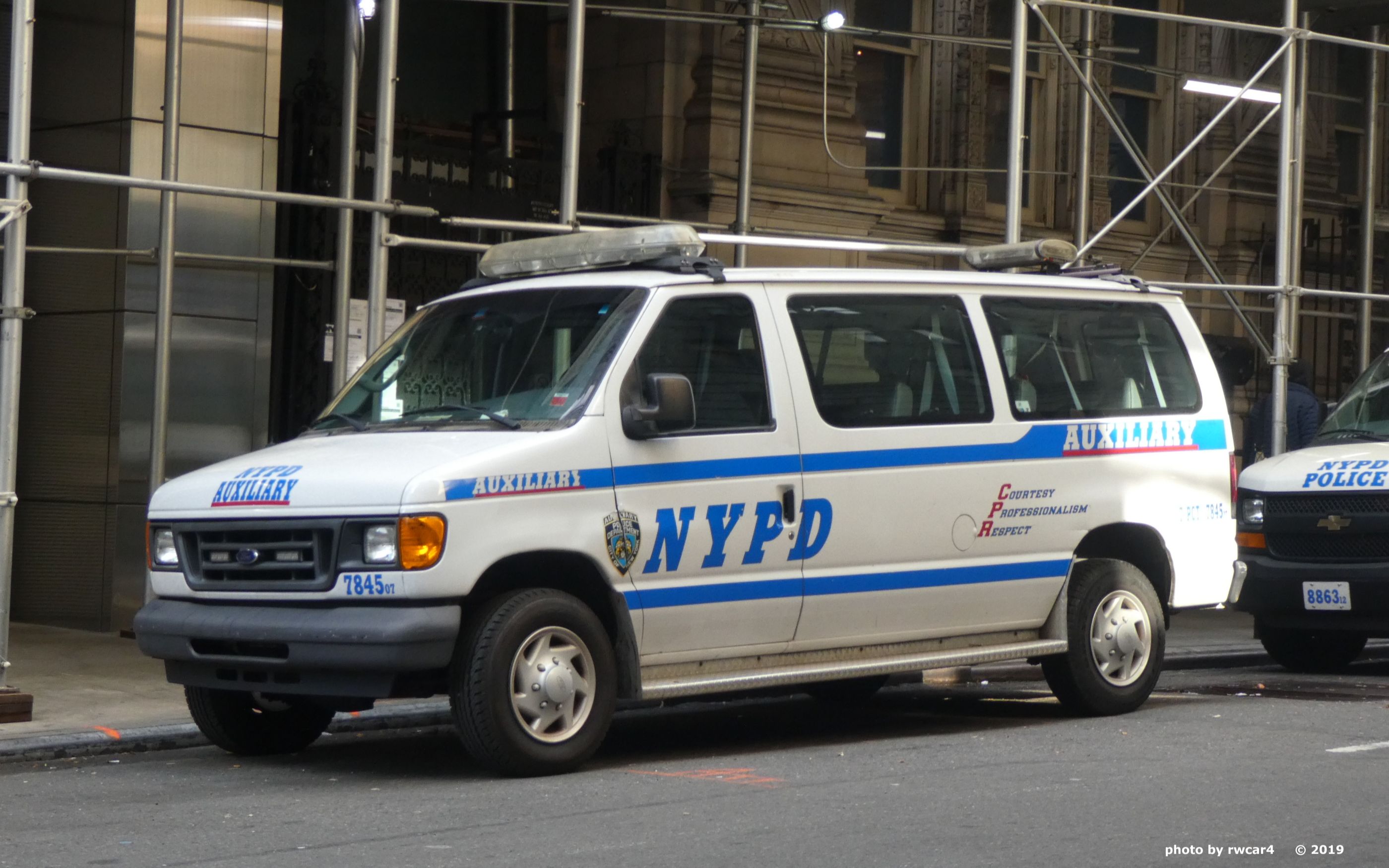 【罕见街拍】nypd纽约市警察局辅警单位 紧急响应_哔哩哔哩_bilibili