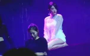 Descargar video: Nine muses 16年 最后一次活动 御姐 文玄雅 个人 表演满月 剪辑 美腿 2个角度