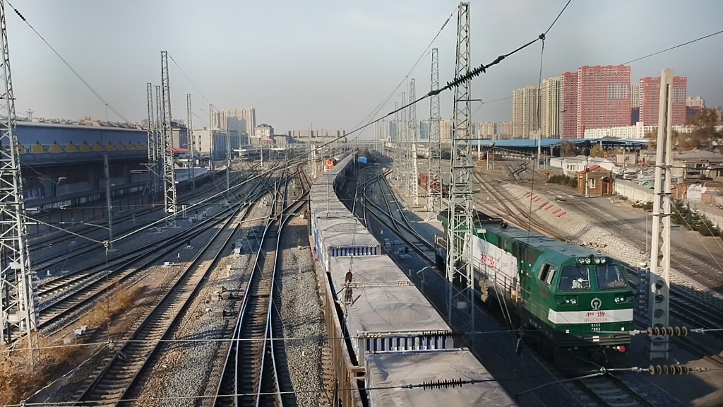 拉滨铁路&滨北铁路-十月末哈尔滨北观内燃货列通南北4