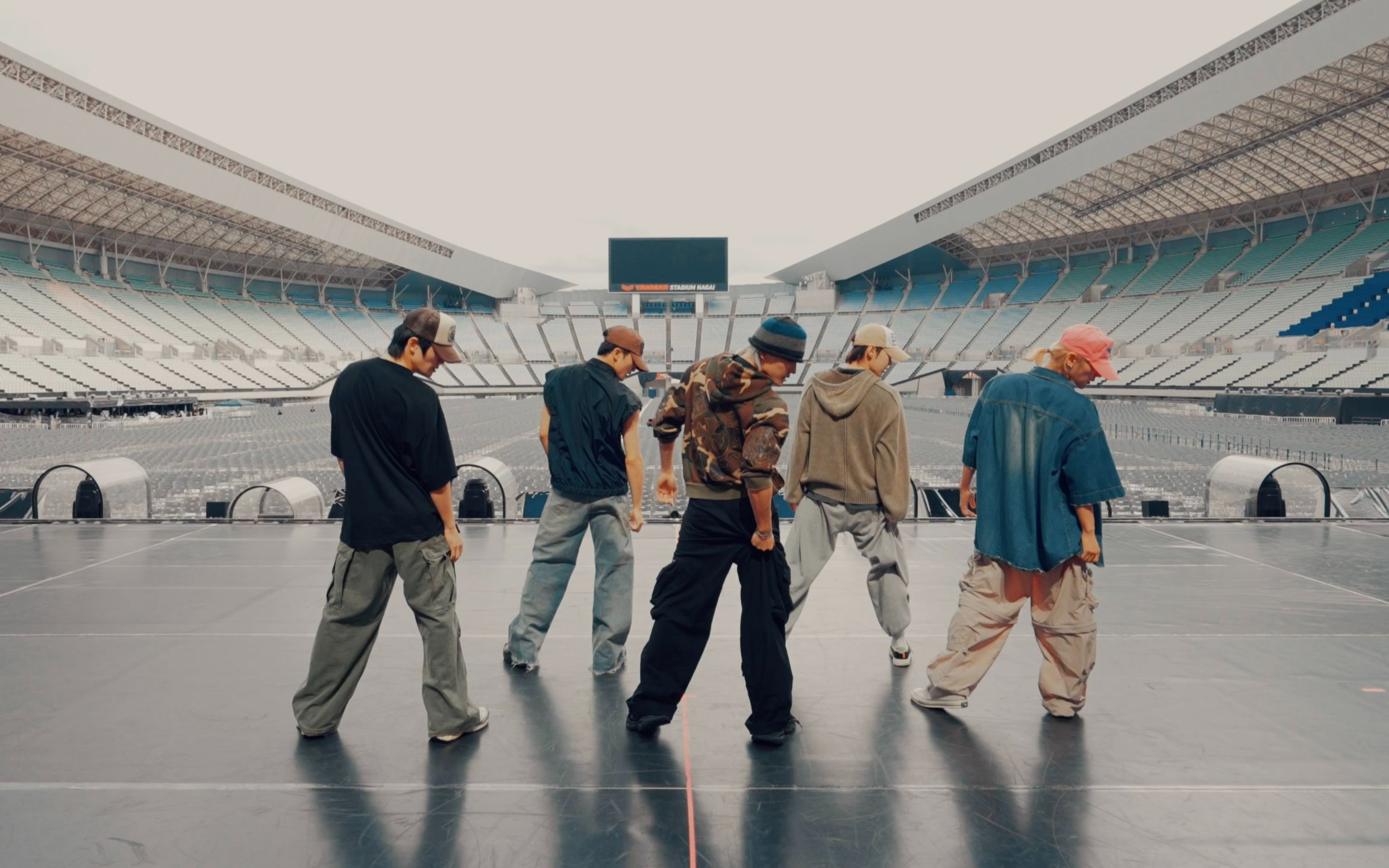 [图]【NCT】NCT U《Baggy Jeans》Dance Practice