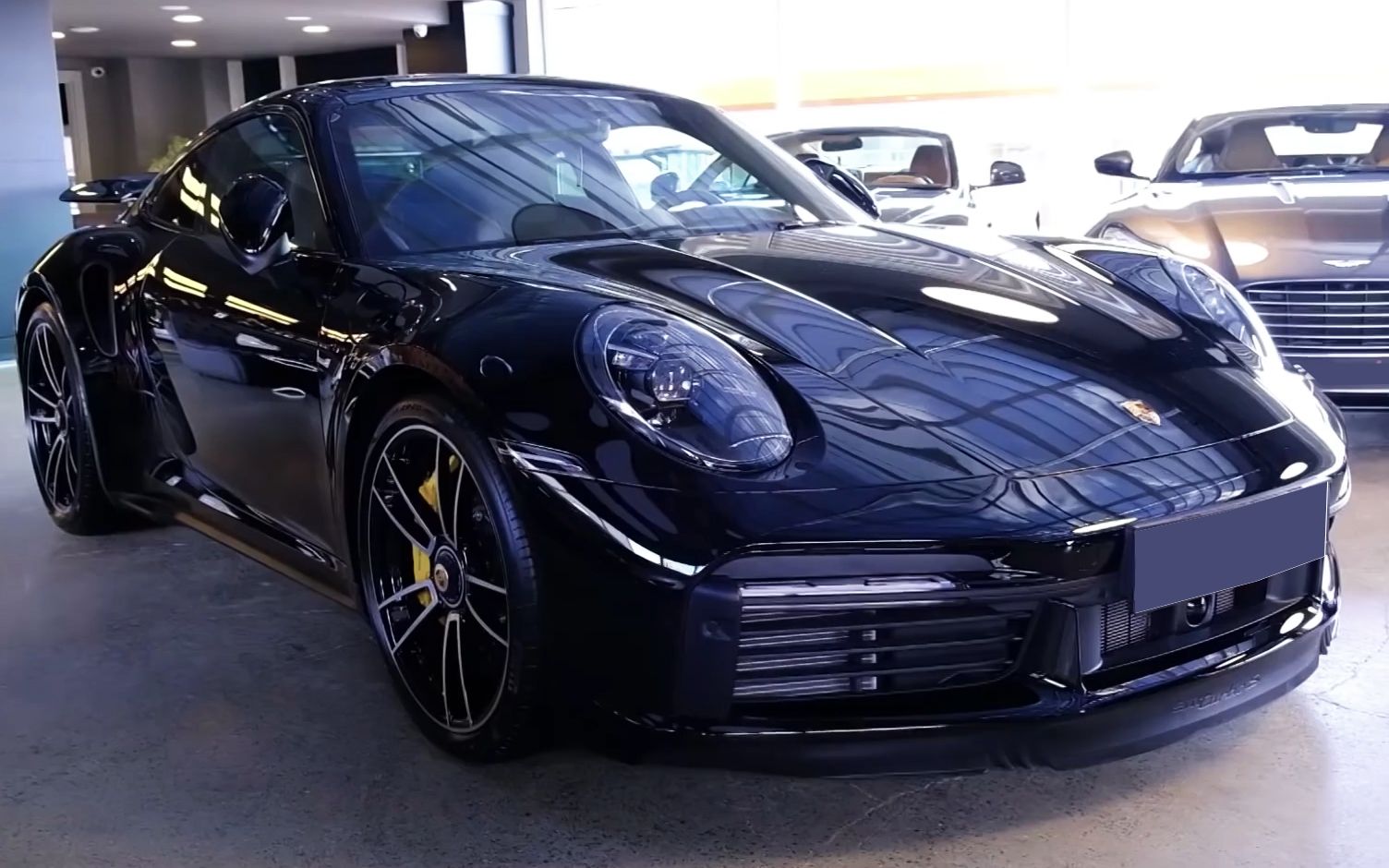 全新2021-保时捷911 turbo s,豪华外观和内饰_哔哩哔哩_bilibili