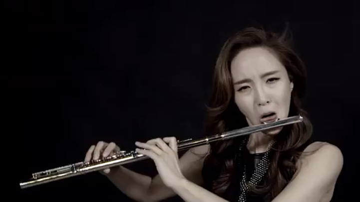 韩国美女长笛家崔娜静 jasmine choi 用长笛独奏 帕格尼尼随想曲第24