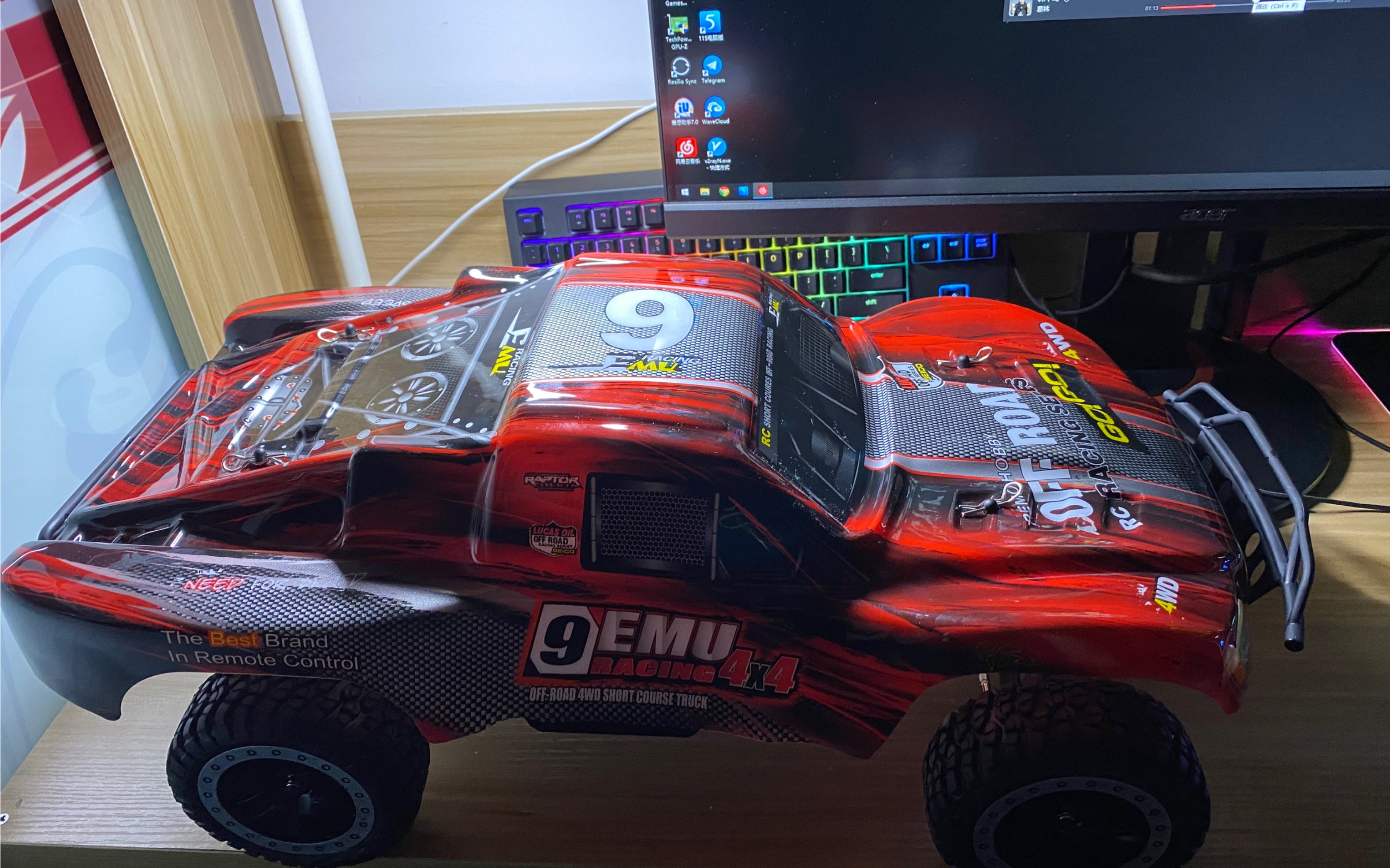 rc遥控车 雷魔短卡 飞坡 环奇727 短卡飞坡 rc暴力视频 rc飞坡视频