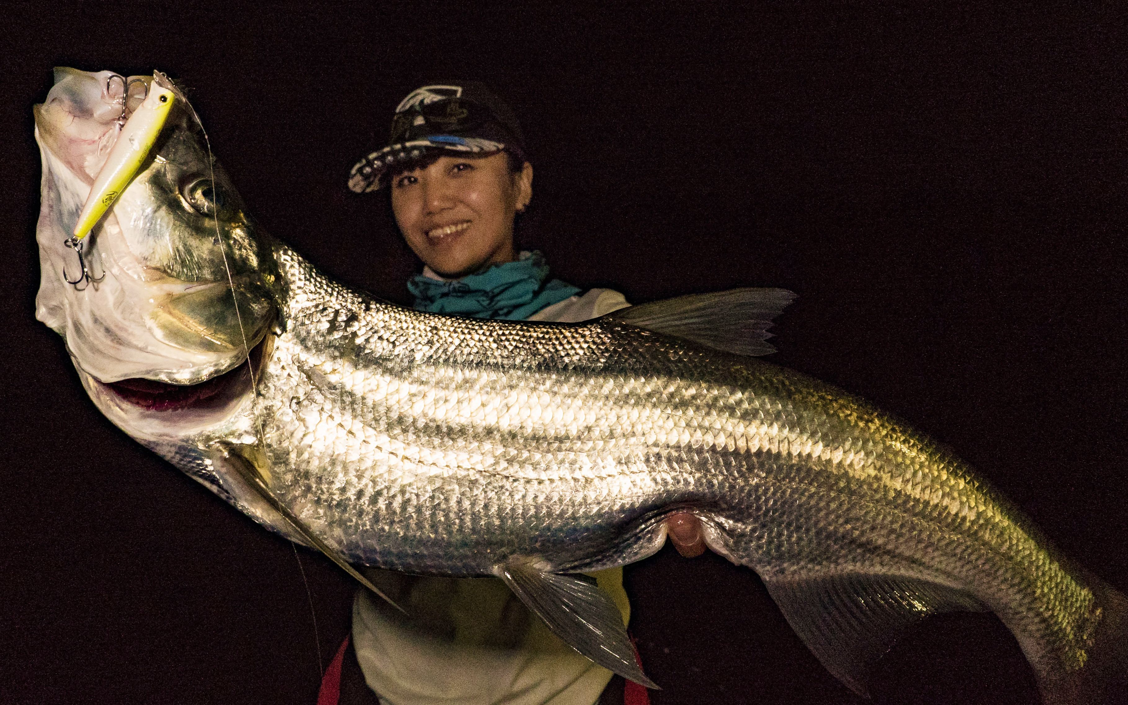 蓝旗鱼路亚 | 兰兰的大翘嘴-下 一报跑鱼之仇!