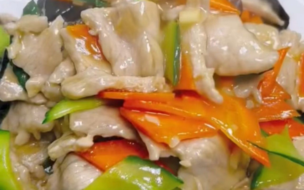 滑溜肉片菜谱视频