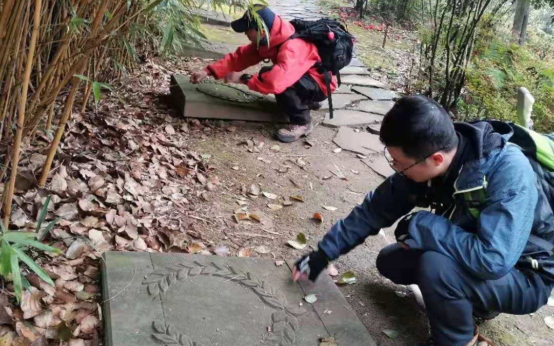 抗战空军烈士墓缅怀扫墓哔哩哔哩bilibili