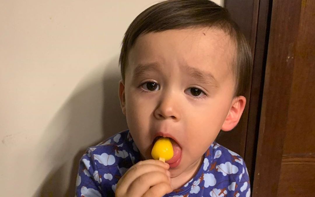 本特利儿子有乖乖吃饭姨母就放心了