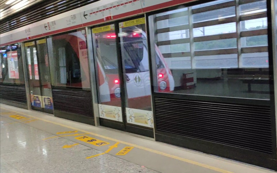 南京地铁西延红鱼115116出金马路站