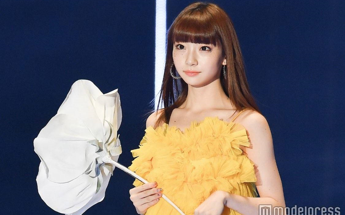 由佳这个脸这个肩膀这个身材爱了爱了