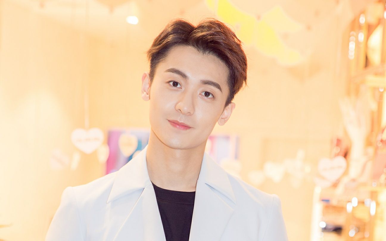 【演员赵志伟吧】170510 志伟folli follie 开店仪式实况