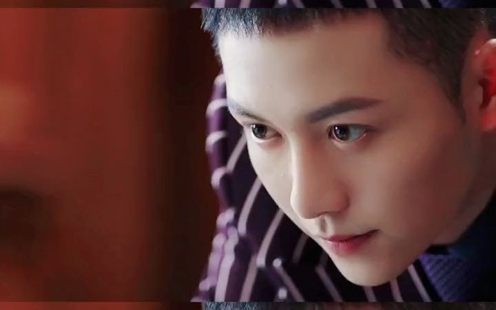 展君白,人心都是r长的,你的心是蟹黄长的吧?