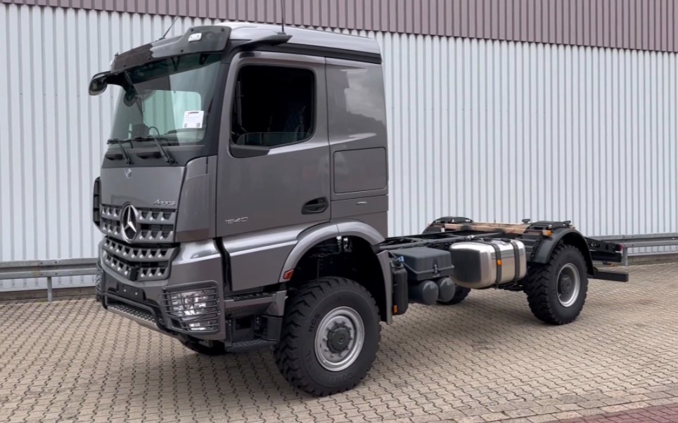 奔驰arocs 1840 4x4卡车