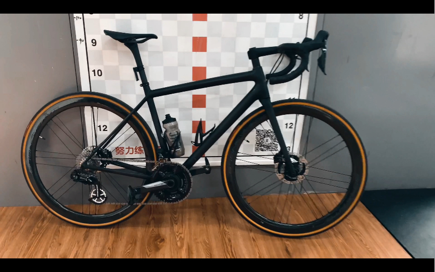 又一位同学喜提新车闪电顶级sworks aethos