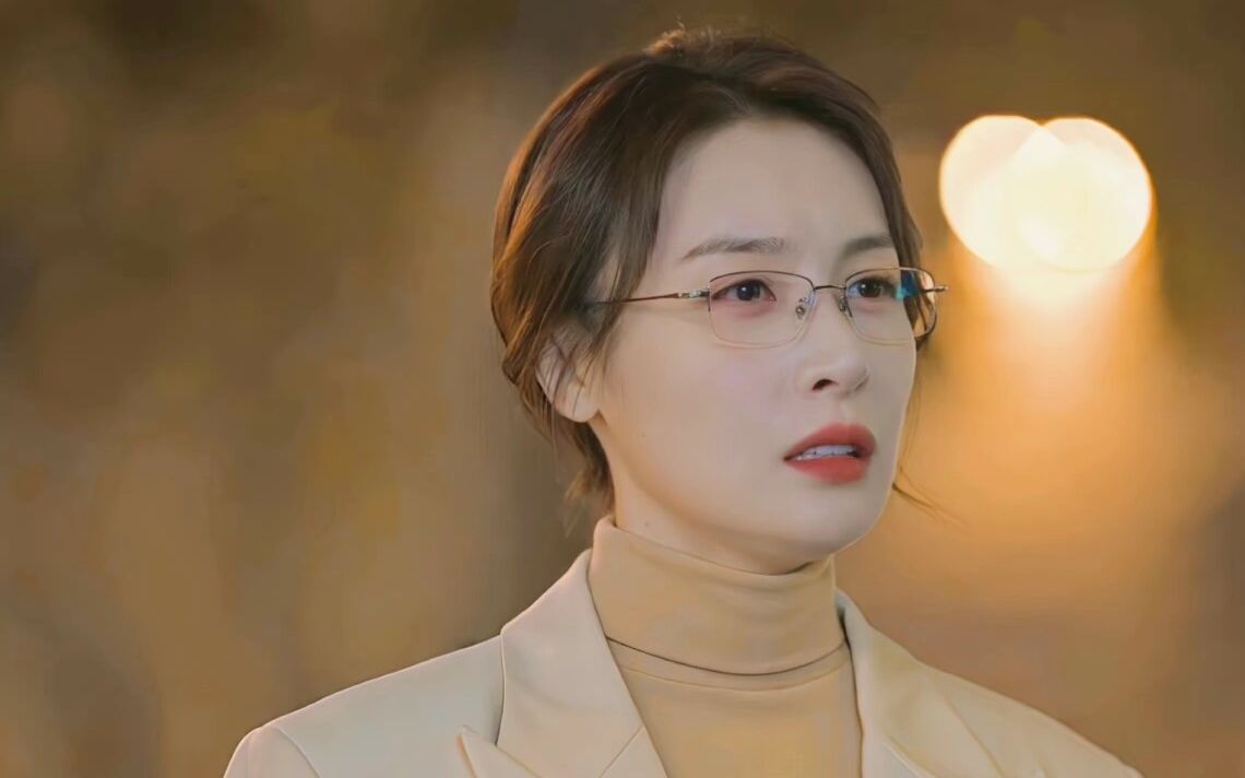 太飒了!"金丝眼镜真斩男,我是御姐高启兰"