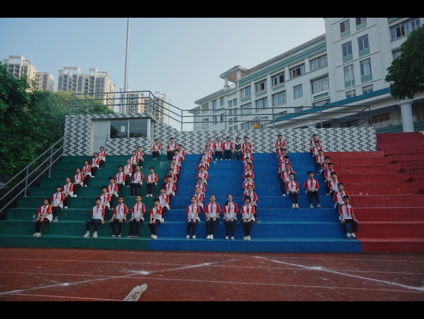 梧州市第十五中学校花图片