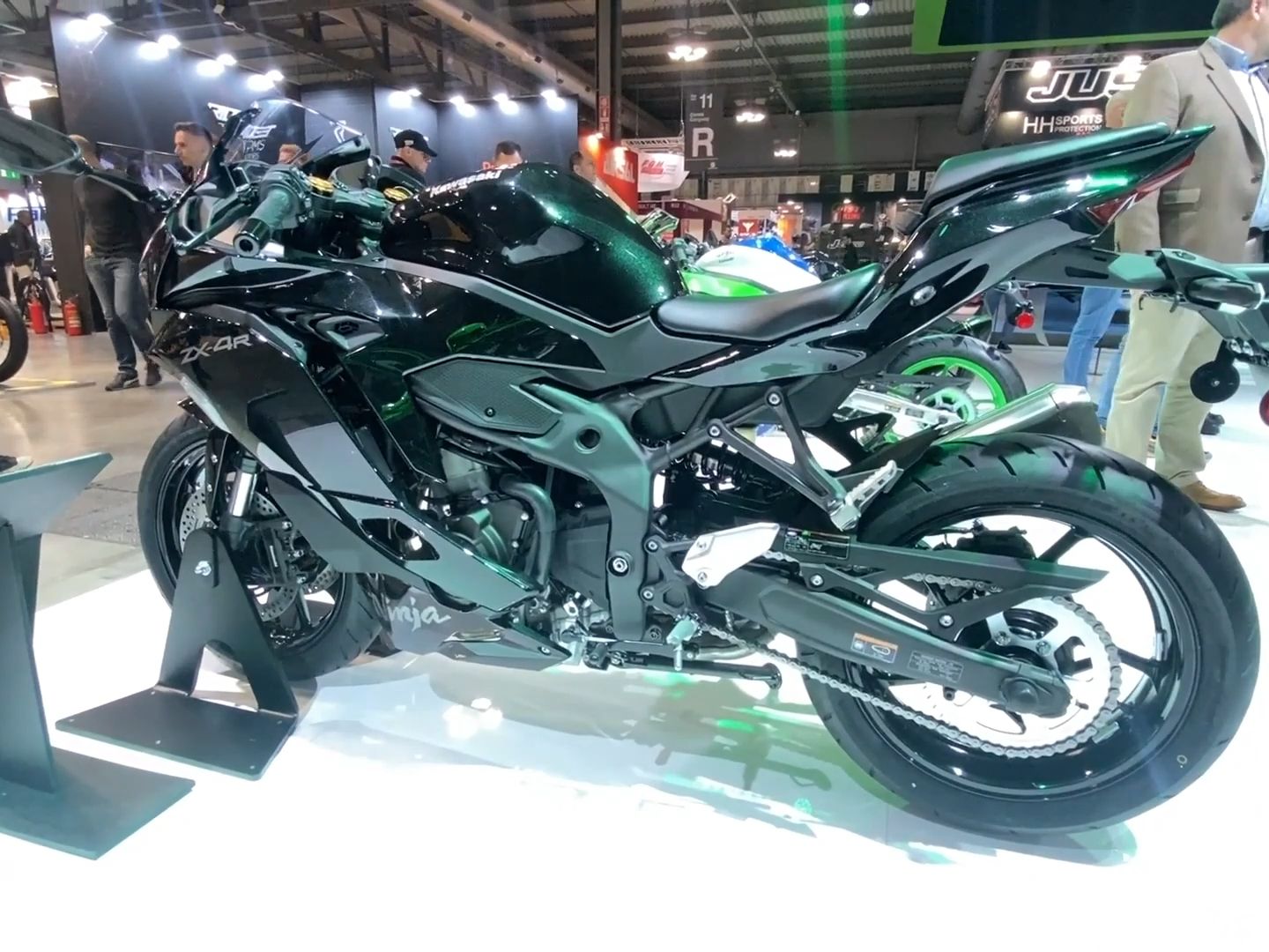 2024款 川崎 ninja zx-4r 展車細節大賞