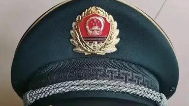 武装警察　07式　17式　制帽① 武装警察 07式 17式 制帽① 中国武警40年的军帽变迁