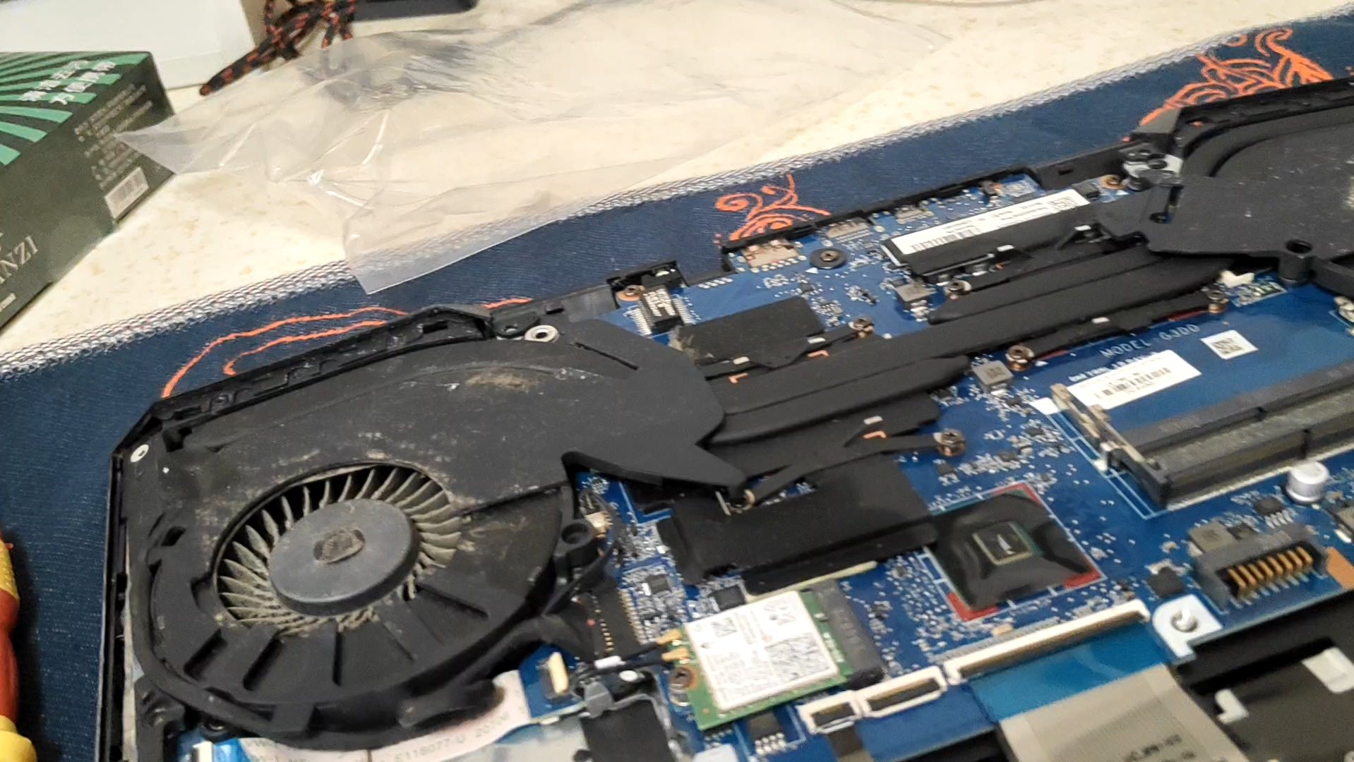 第一次拆机清灰,非常成功(暗影精灵5)