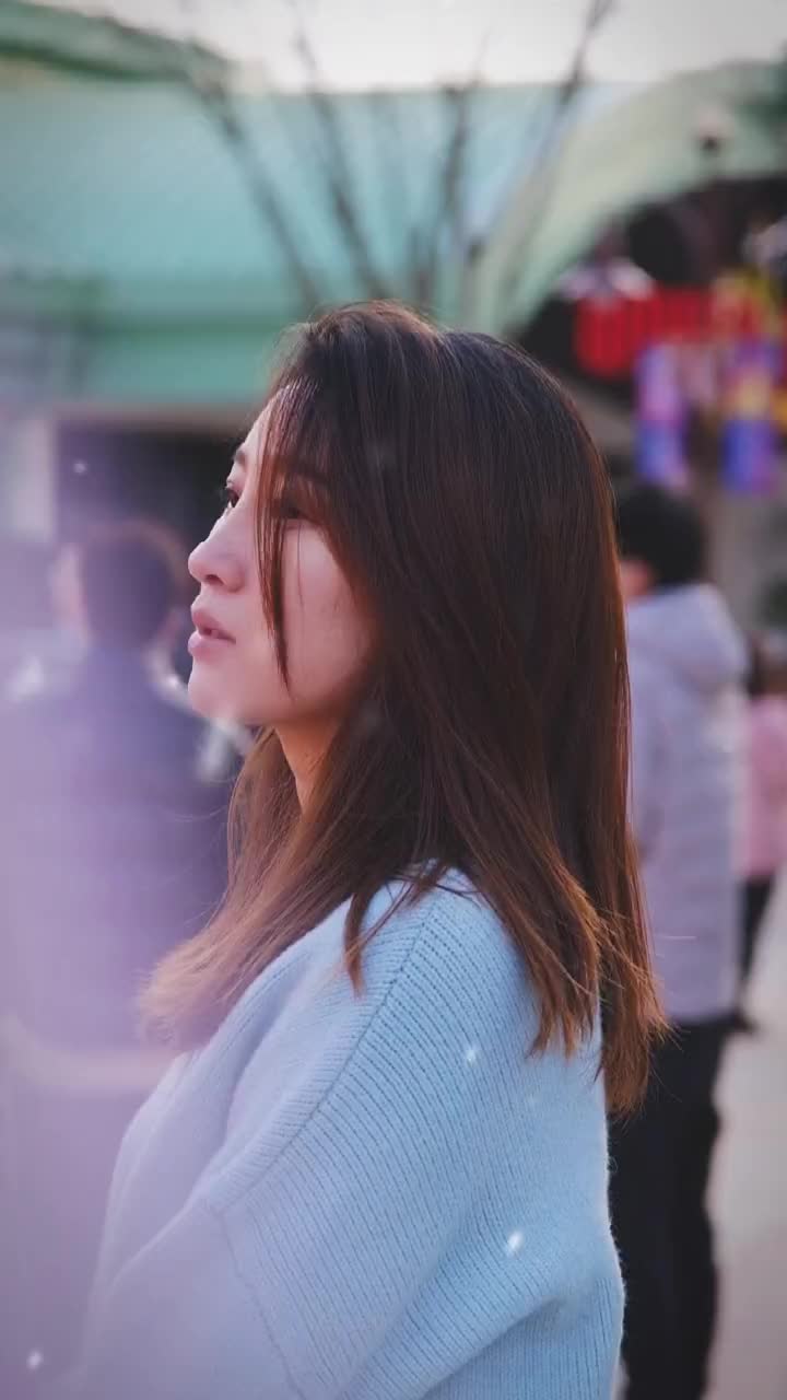 后面这位提裤子的大哥你为什么那么唯美一样的月光dou小助手
