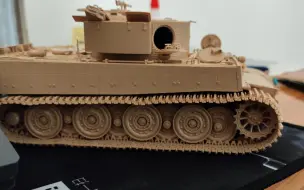 Скачать видео: 麦田1/35白盒虎素组制作过程及完成