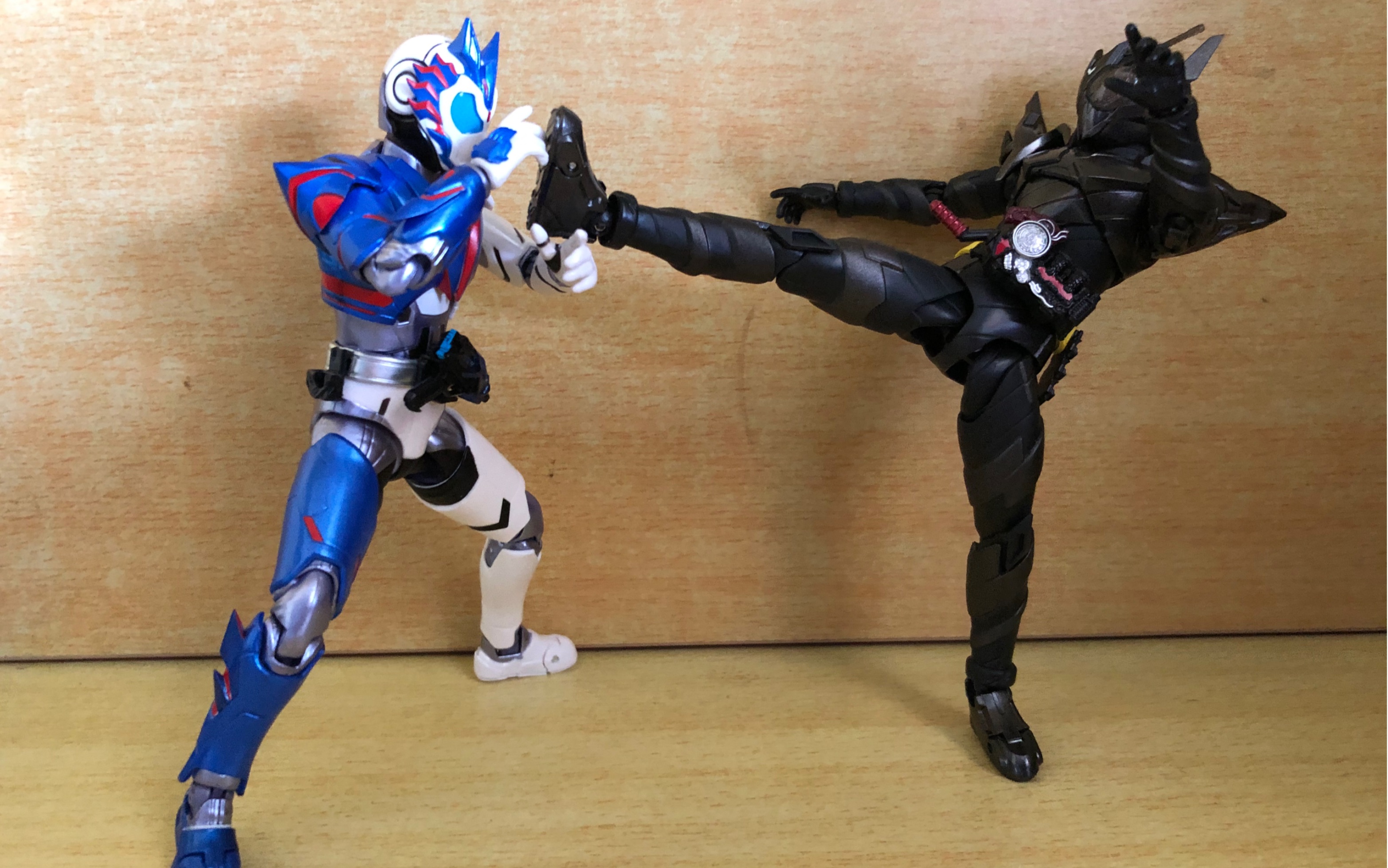 shf假面骑士幻影坦坦metal build开盒,不破挠脚底_哔哩哔哩_bilibili