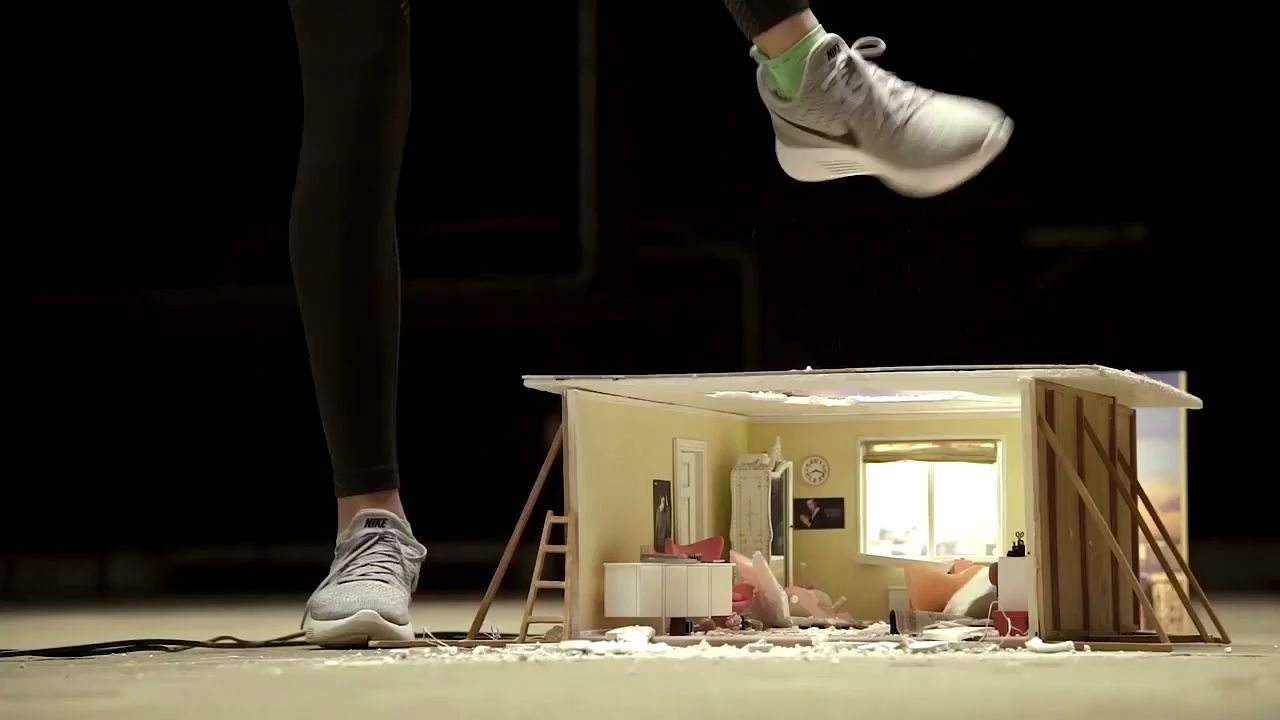 giantess women 真人的gts原来是这样拍的!