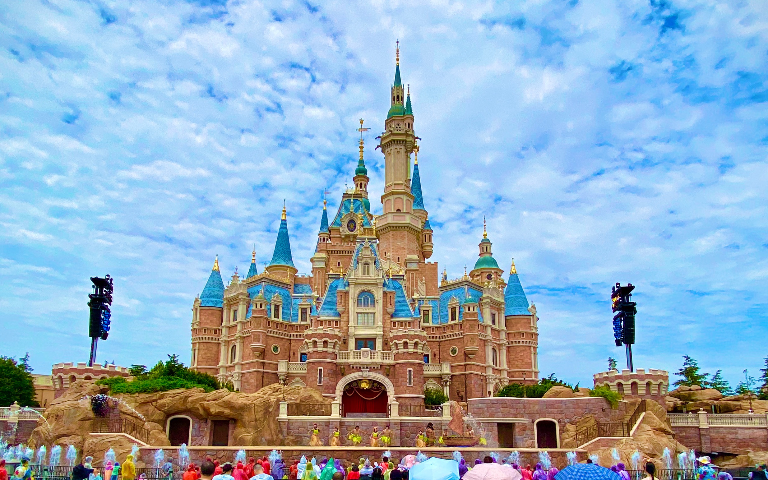 用gopro hero 8和iphone 11 pro max拍摄上海迪士尼的一天