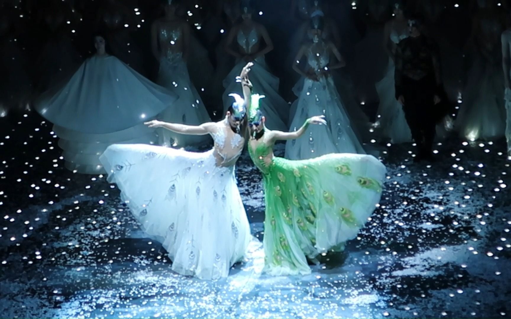 【返场】杨丽萍舞剧《孔雀》群舞 个人solo部分 2023.6.