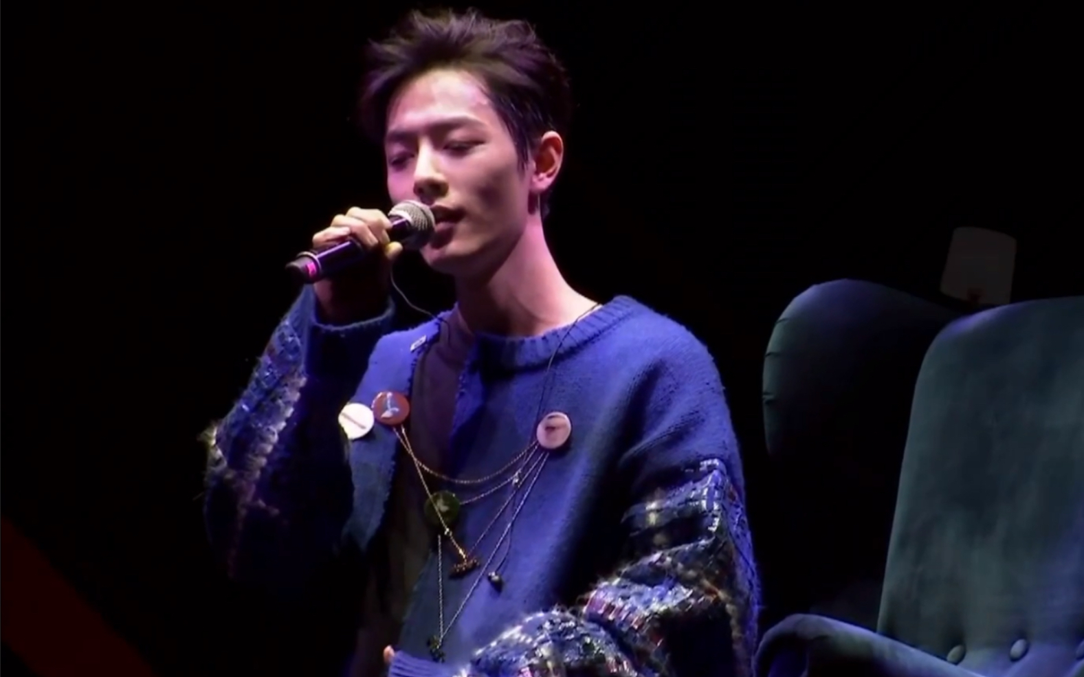 肖战x玖少年团演唱会深圳站《满足》:小飞侠真的听的要感动哭辽