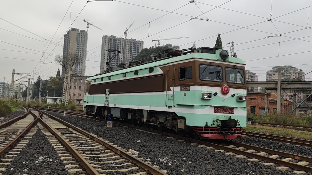 【卖萌随拍】ss3b5248入库六盘水折返段 17.06