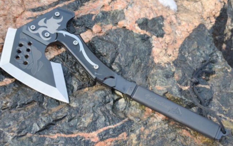 每个小学生都曾幻想拥有一把cf里的手斧