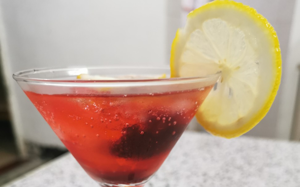 杨梅三吃(杨梅生,杨梅干,鸡尾酒)