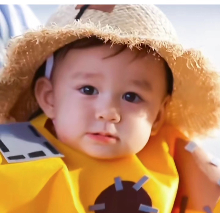 威廉是最可爱的小孩了